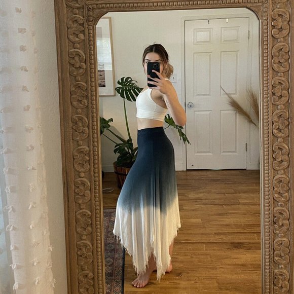 Anthropologie Dresses & Skirts - Anthropologie La Vi Midi Skirt xsmall Blue White Dip Dyed Ombre Asymmetric FLAWE